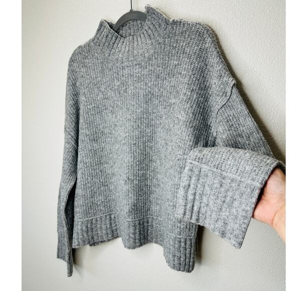 The Workshop Gray Keepin It Cozy Knit Boxy Long Sleeve Sweater M - Picture 2 of 16